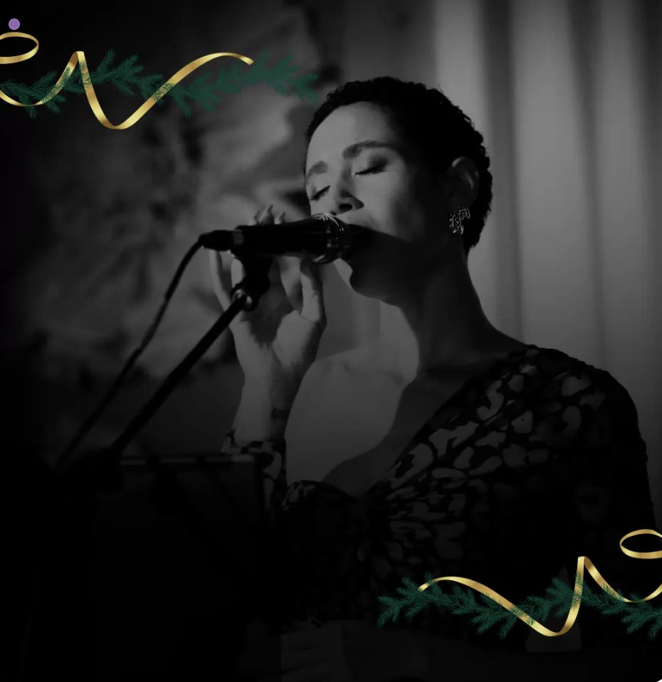 Margot Bingham performing at A Hill Country Holiday at Gainey Hall